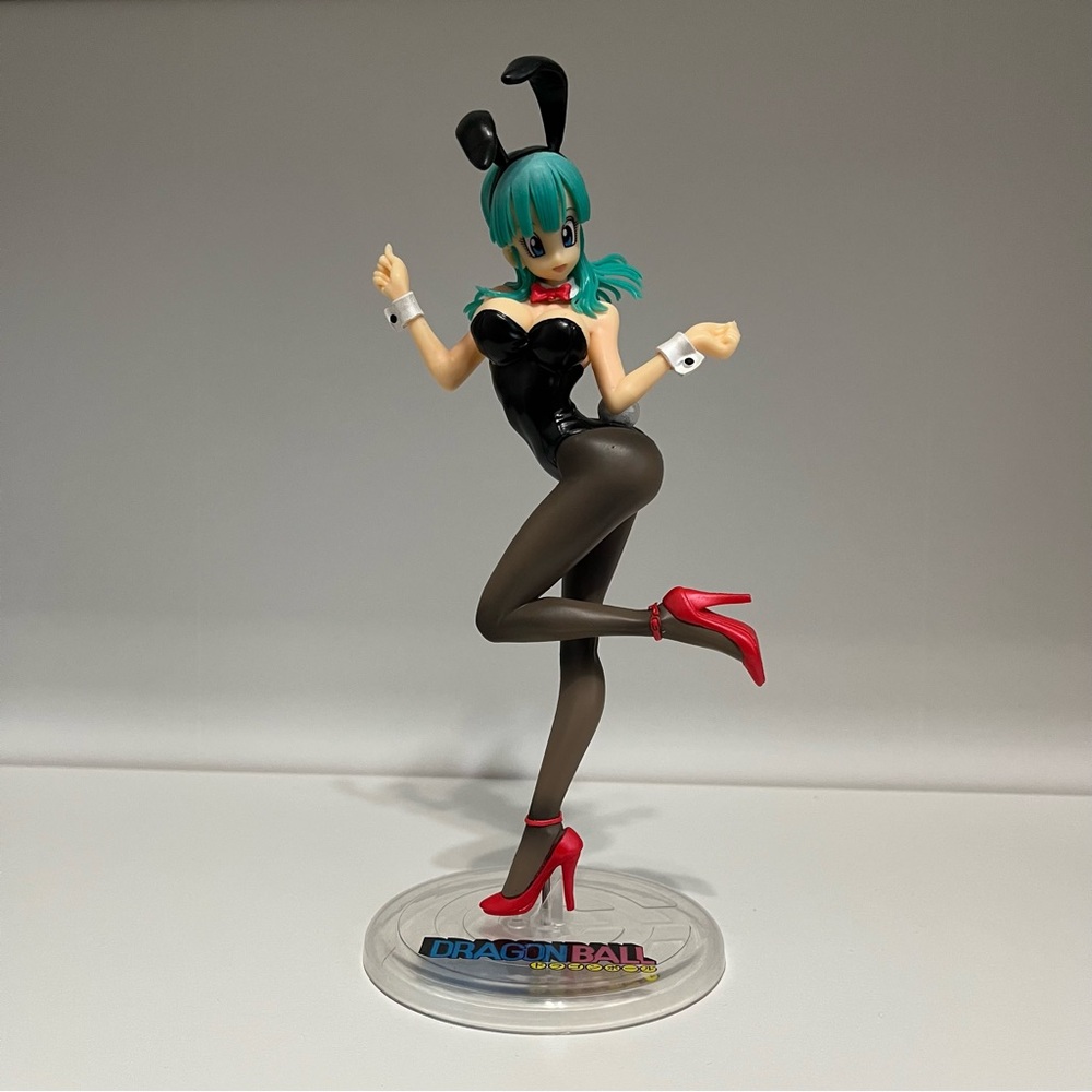 Dragon Ball Bulma Bunny Anime Figure